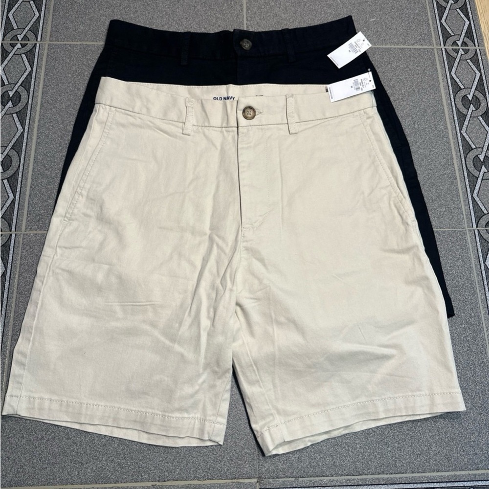 NWT 2 Old Navy Men's Shorts Cream and Black Flat Front Shorts